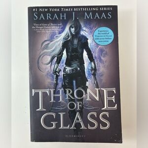 Throne of Glass Book by Sarah J. Maas